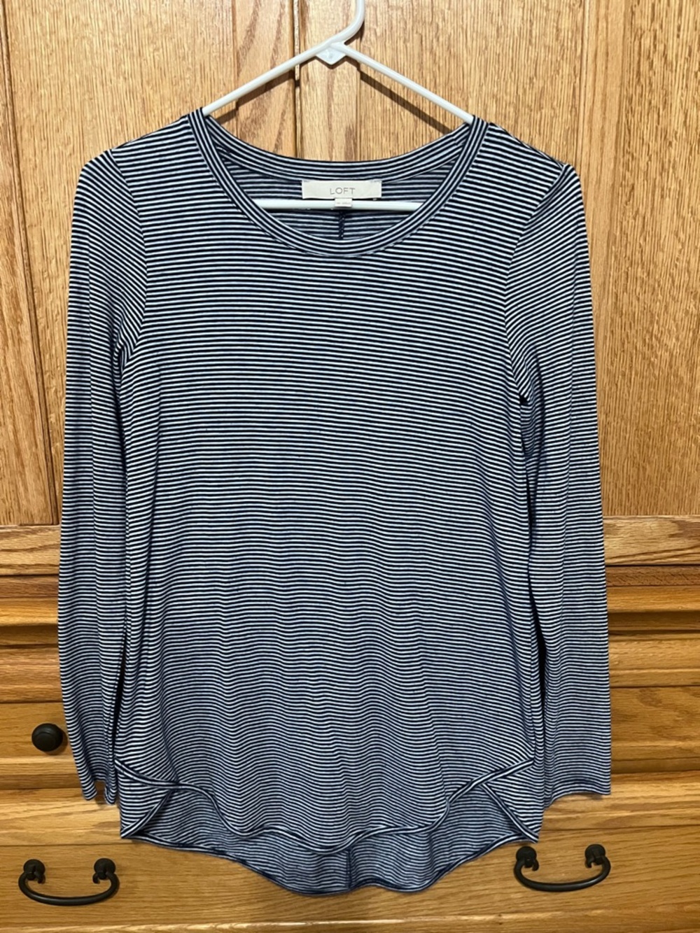LOFT Women's Navy and White Striped Long-Sleeve Crewneck Tunic Top